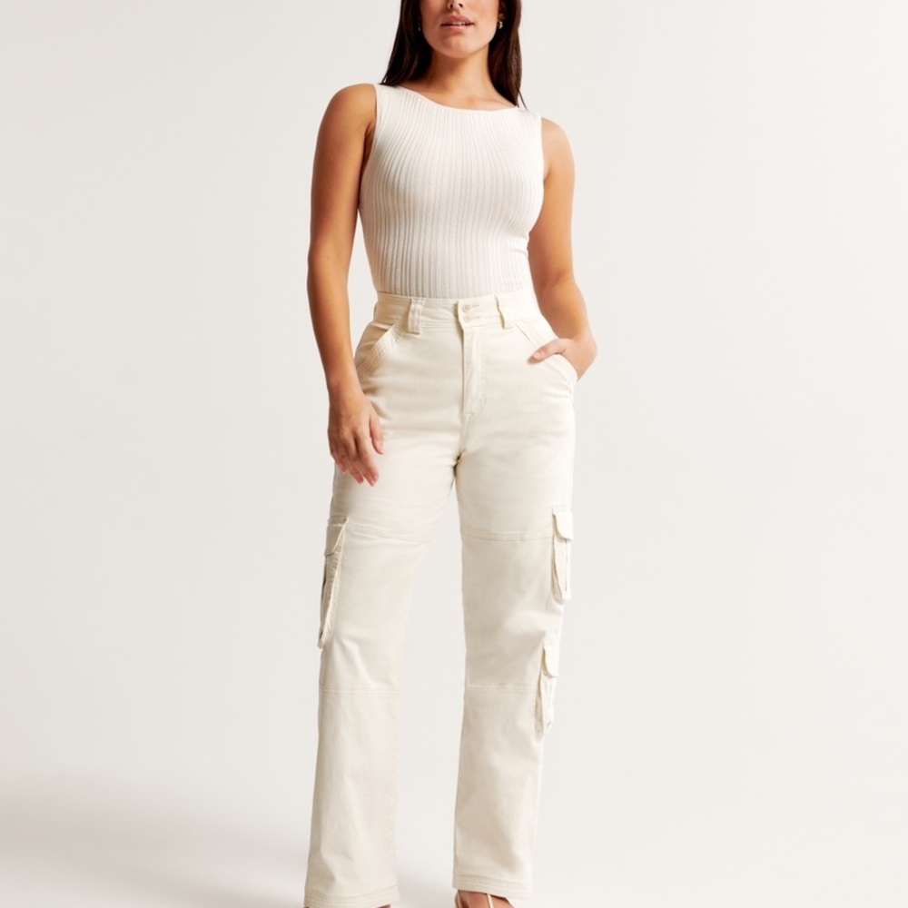 NWT Abercrombie & Fitch Relaxed Cargo Pant